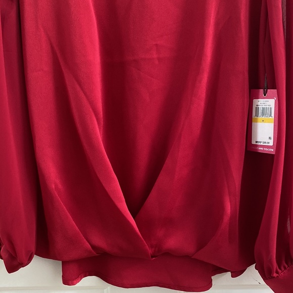 Vince Camuto red blouse with sheer accents size Medium. New with tags - Picture 3 of 6